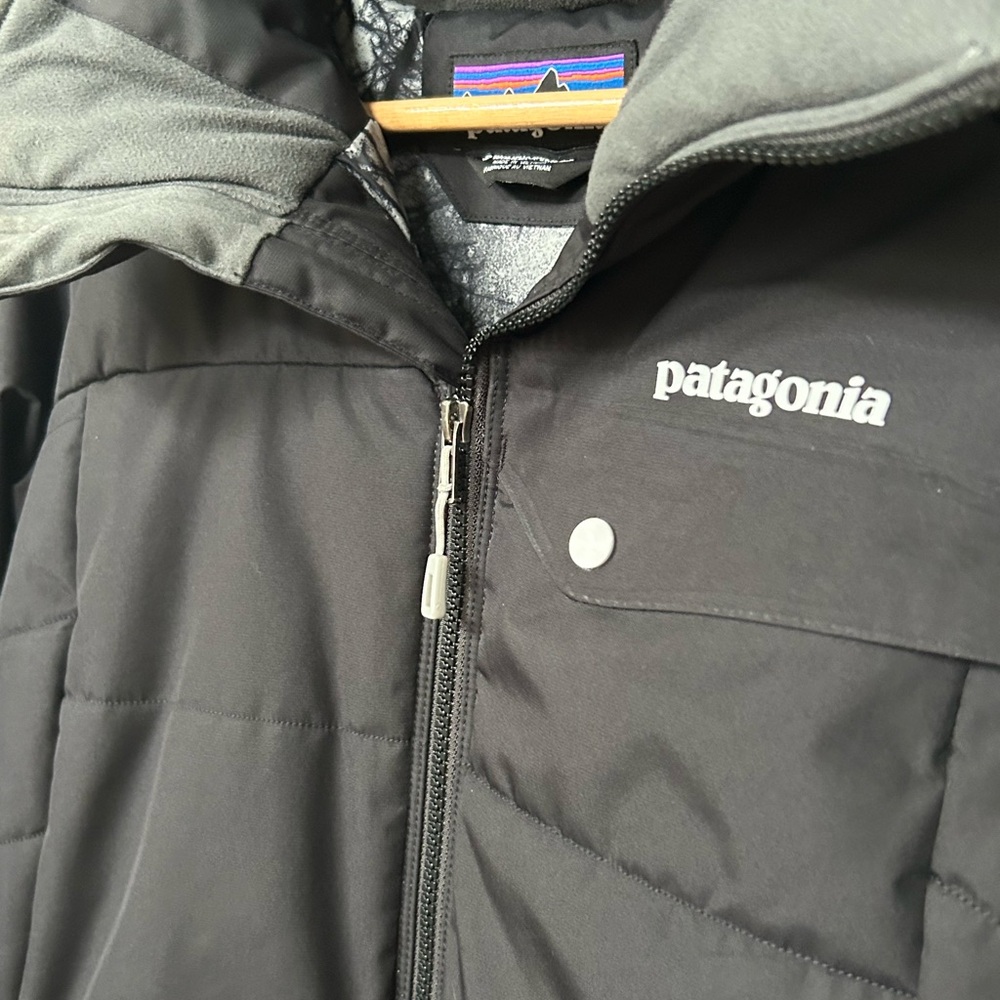 Patagonia Snow Jacket - Picture 7 of 7